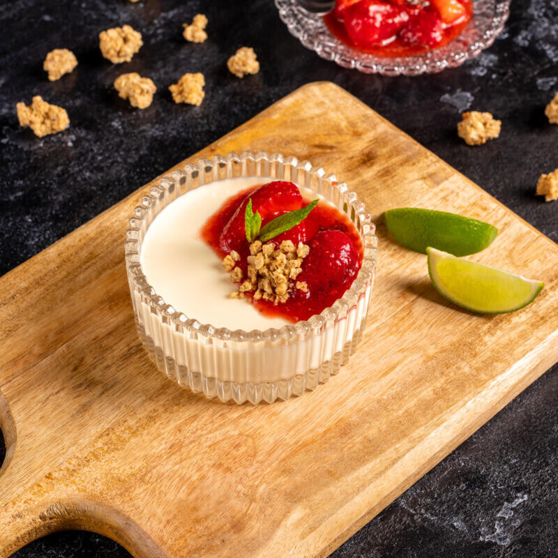Panna Cotta recipe with strawberries and oat cereal